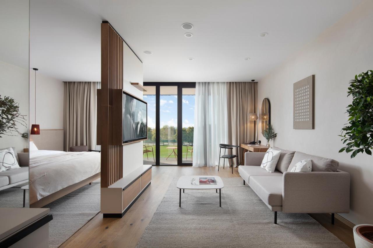 Hotel Materra Όσιγιεκ Εξωτερικό φωτογραφία