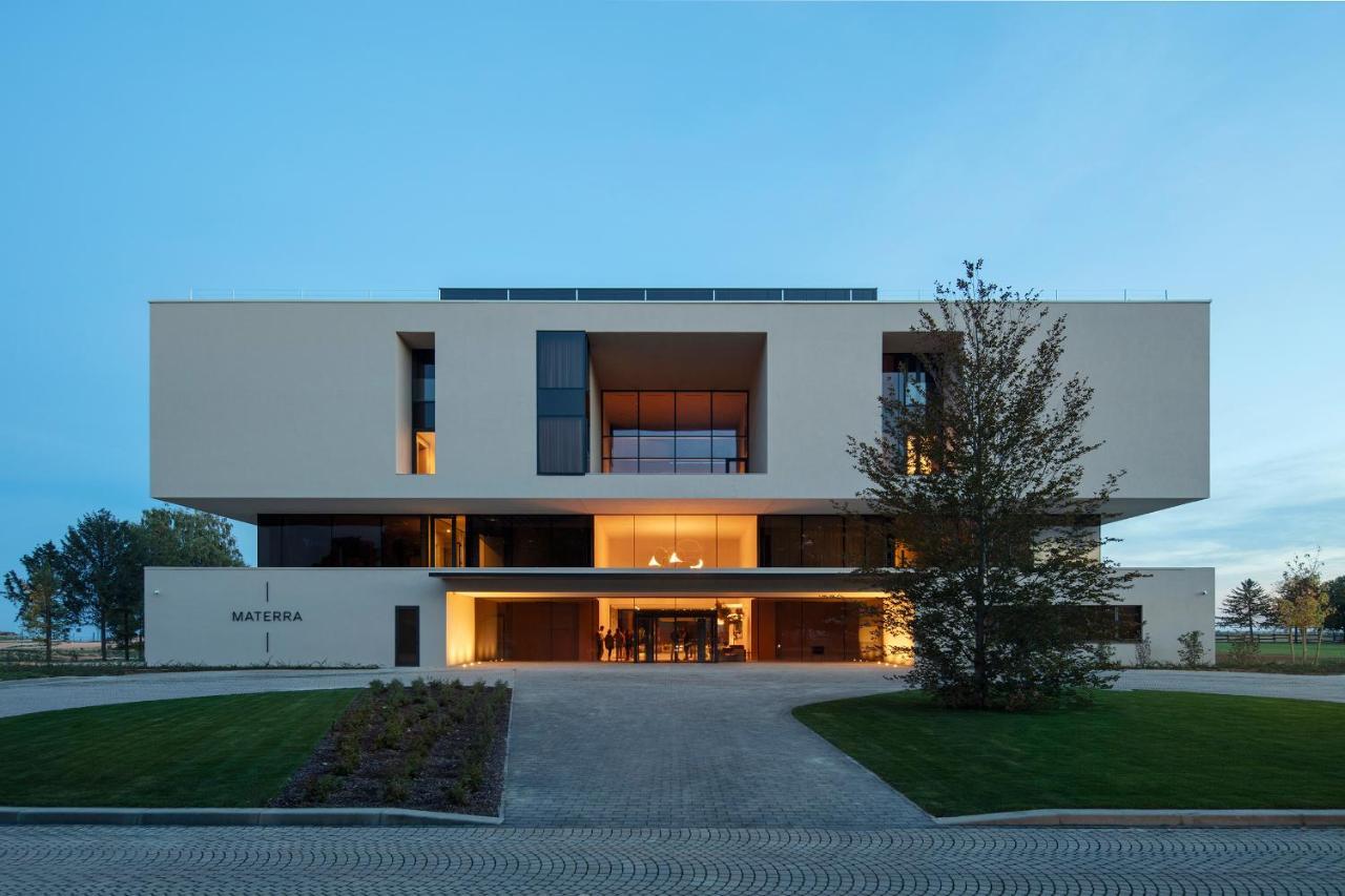 Hotel Materra Όσιγιεκ Εξωτερικό φωτογραφία